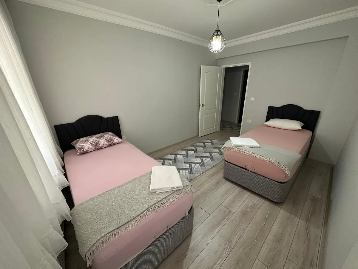 Kusadasi'Nda Sahile 200 Metre 公寓 库萨达斯